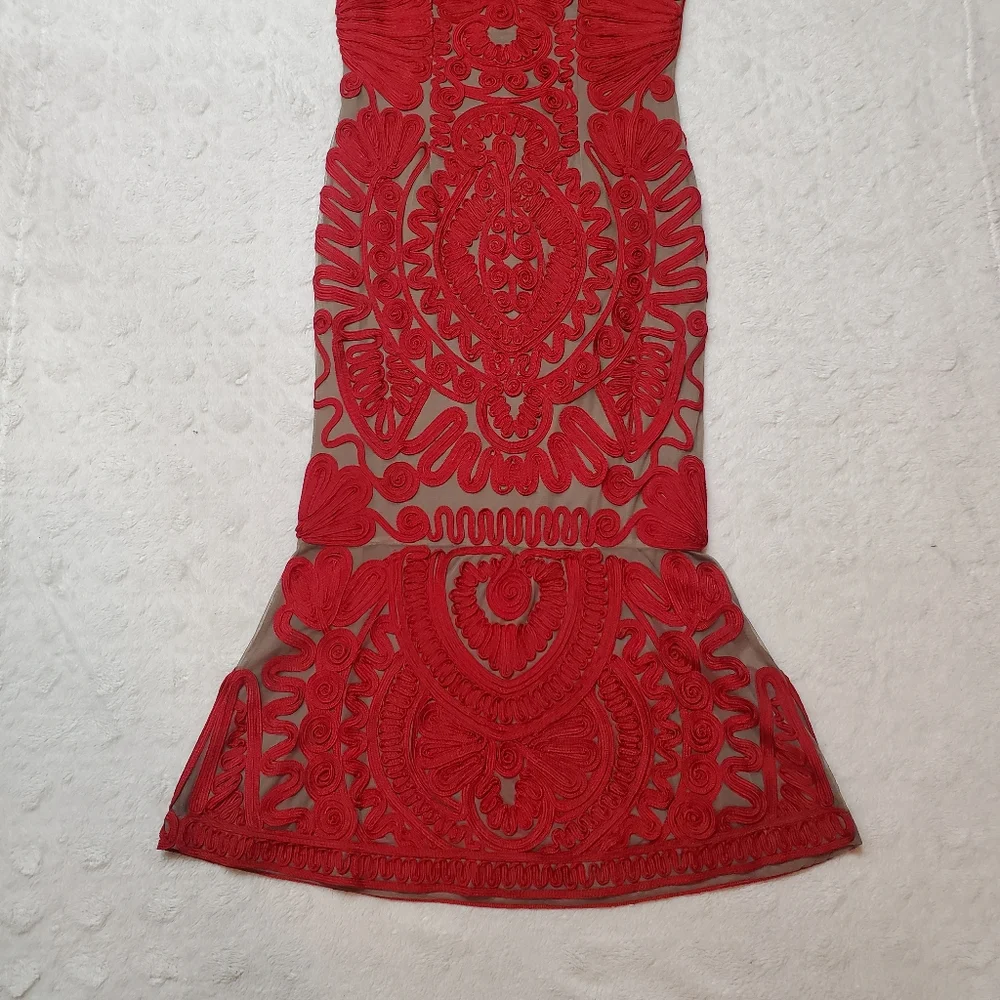 SOLD 🚫 JS Collections| Embroidered Soutache Trumpet Dress - Picture 4 of 11